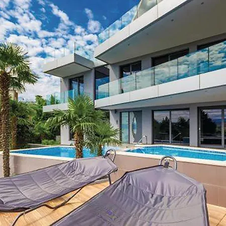 דירה Marjanovic אופטיה